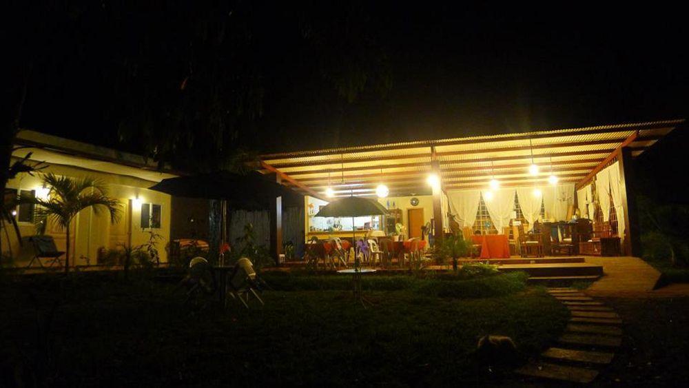 By The Bay, Jacana Bed & Breakfast Puerto Princesa Buitenkant foto