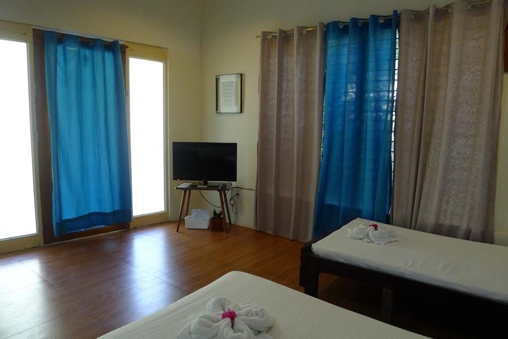By The Bay, Jacana Bed & Breakfast Puerto Princesa Buitenkant foto
