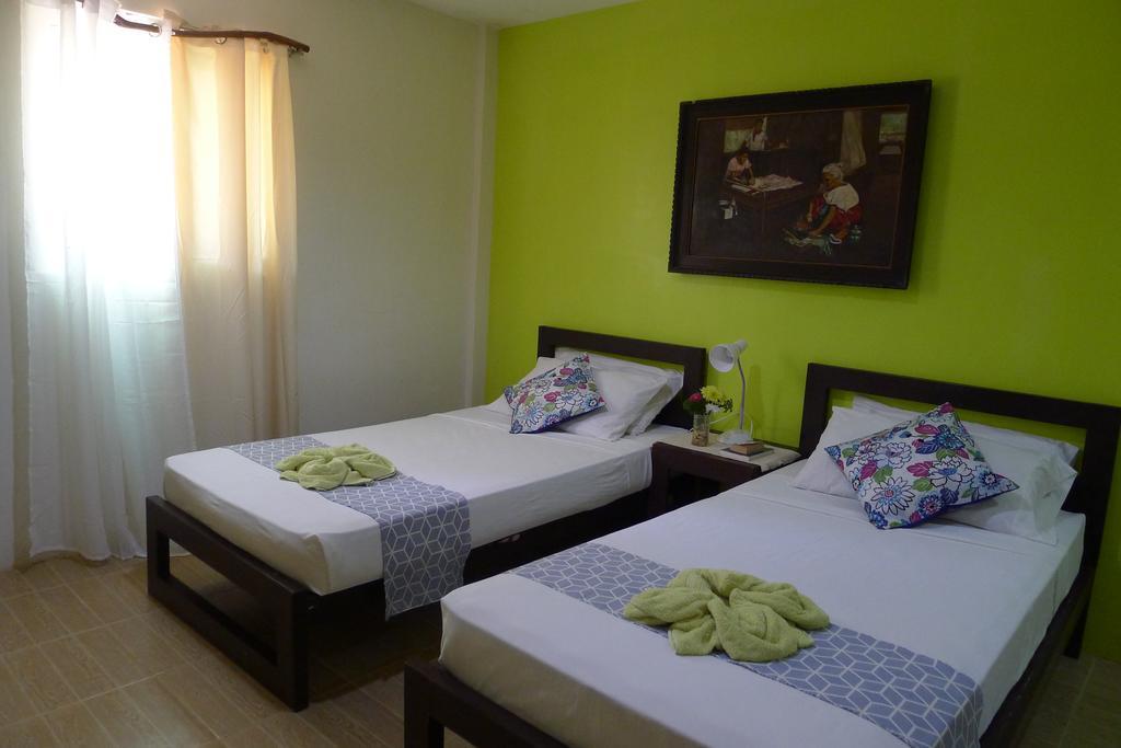 By The Bay, Jacana Bed & Breakfast Puerto Princesa Buitenkant foto