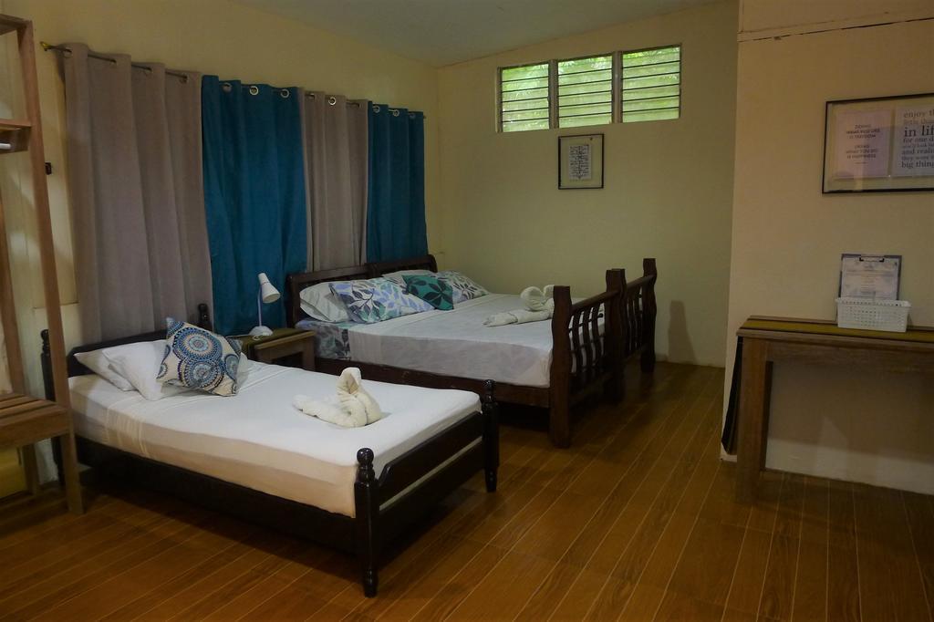 By The Bay, Jacana Bed & Breakfast Puerto Princesa Buitenkant foto