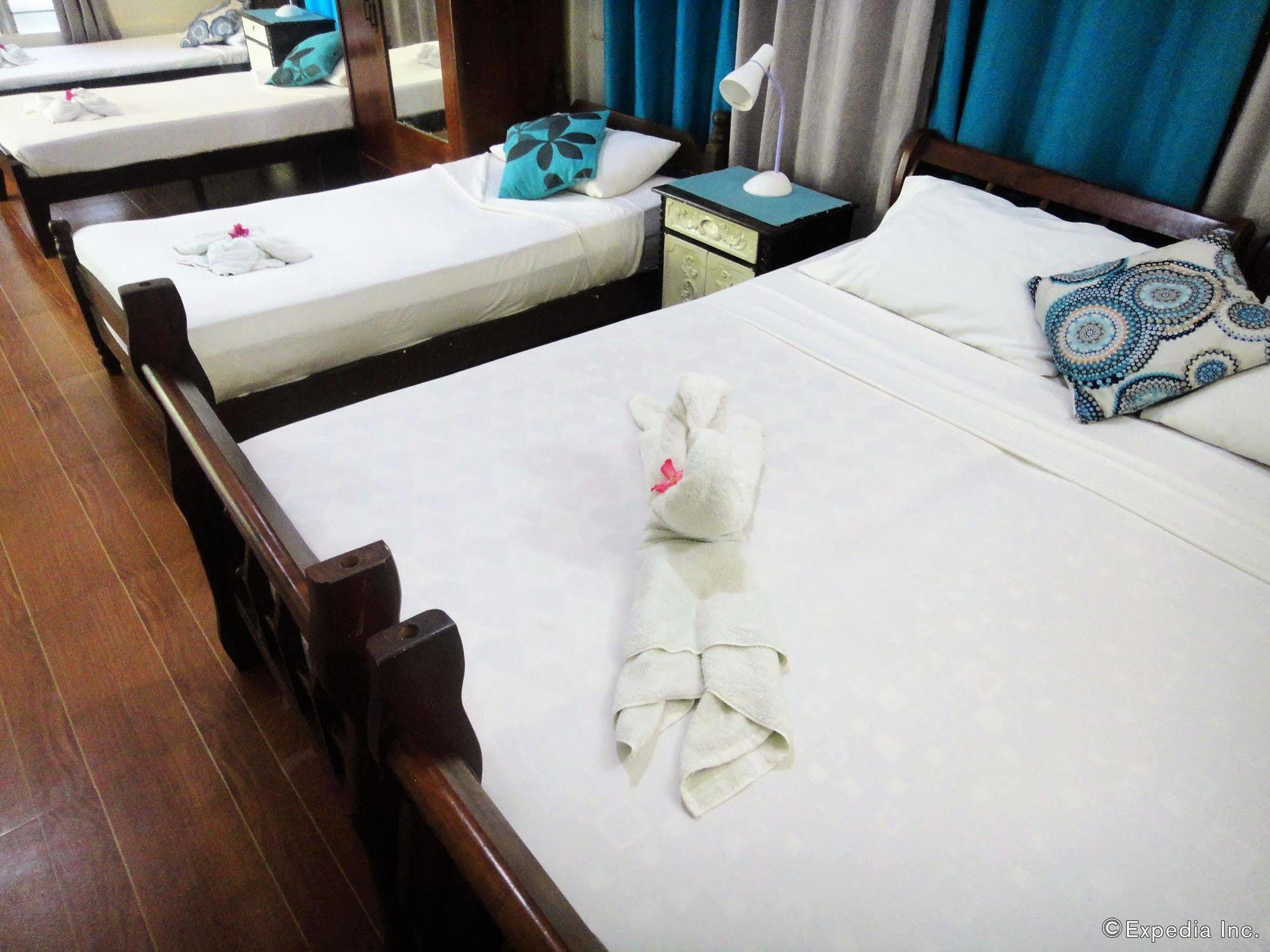 By The Bay, Jacana Bed & Breakfast Puerto Princesa Buitenkant foto
