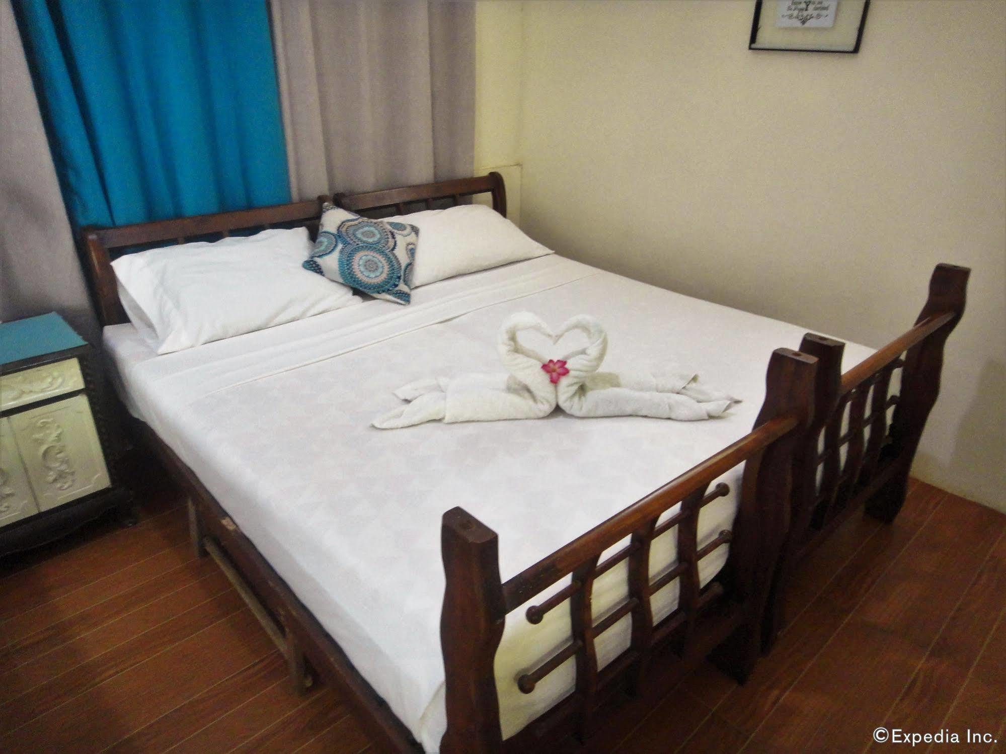 By The Bay, Jacana Bed & Breakfast Puerto Princesa Buitenkant foto