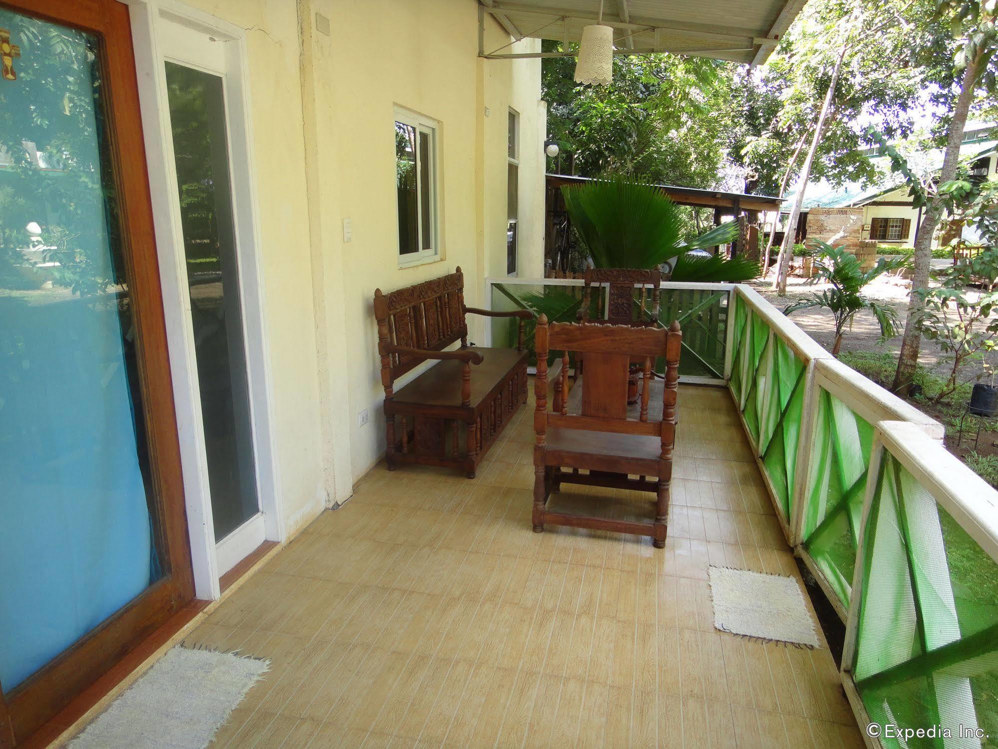 By The Bay, Jacana Bed & Breakfast Puerto Princesa Buitenkant foto