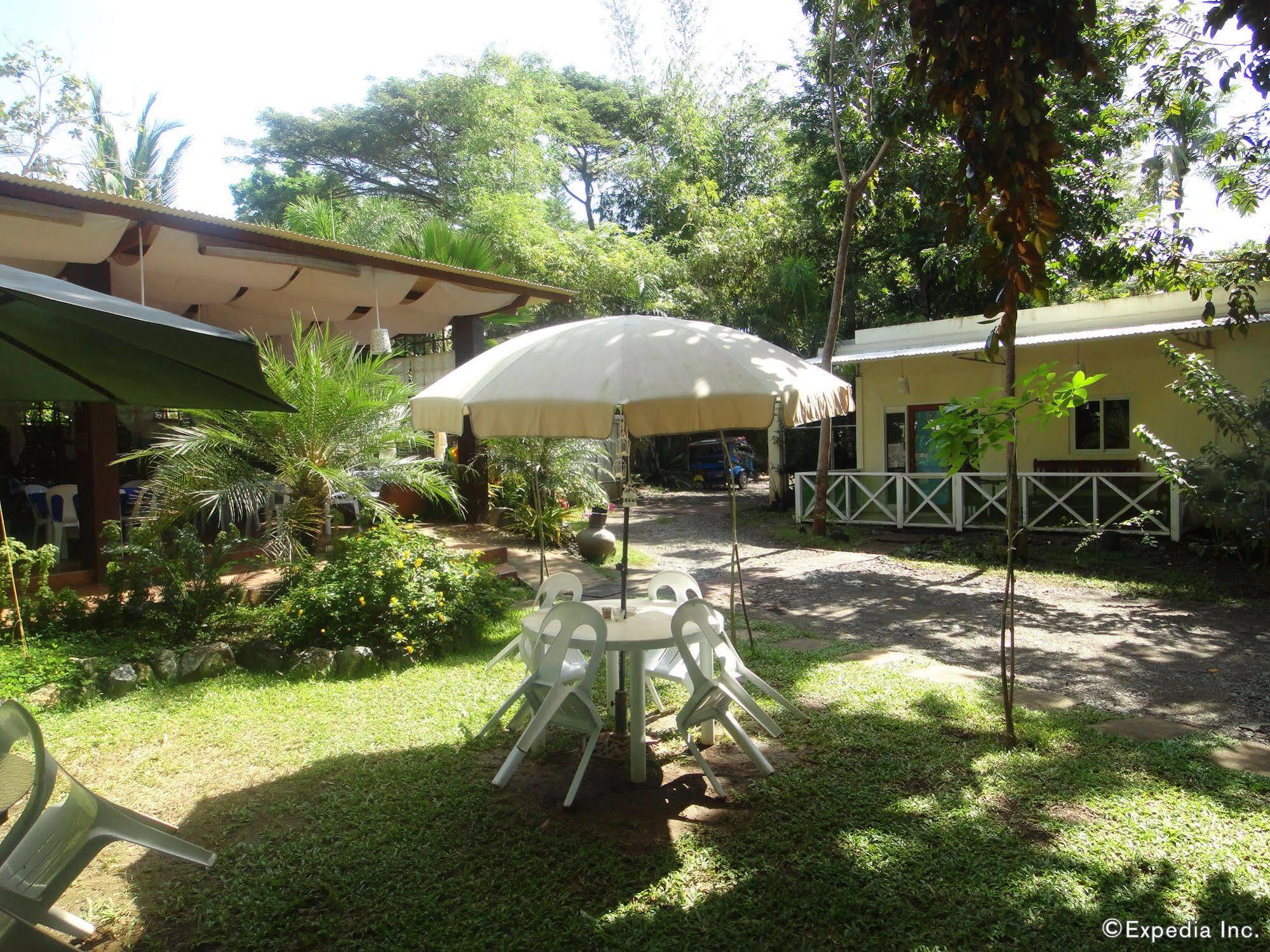 By The Bay, Jacana Bed & Breakfast Puerto Princesa Buitenkant foto