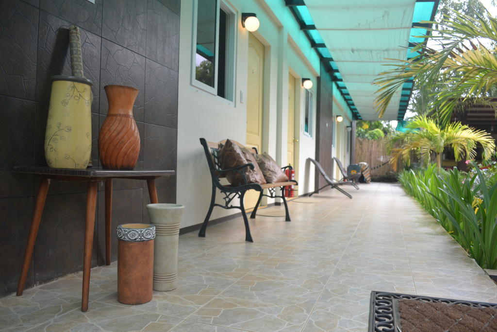 By The Bay, Jacana Bed & Breakfast Puerto Princesa Buitenkant foto